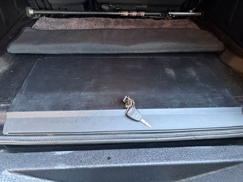 Used 2008 Jeep Wrangler Unlimited Rubicon w/ PWR Convenience Group image 31