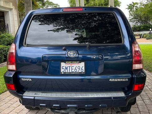 Used 2005 Toyota 4Runner Sport image 13