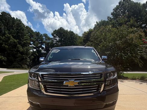Used 2016 Chevrolet Tahoe LTZ RWD image 2