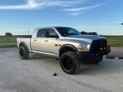 Used 2012 RAM 2500 SLT AWD/4WD image 17