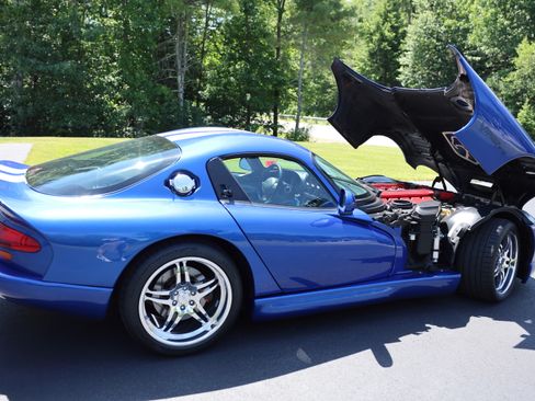 Used 1996 Dodge Viper GTS RWD image 28
