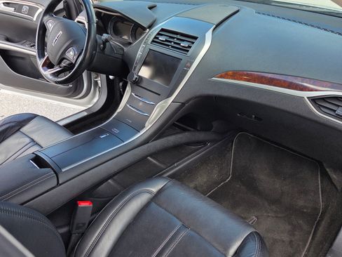 Used 2016 Lincoln MKZ w/ Equipment Group 300A Reserve image 12