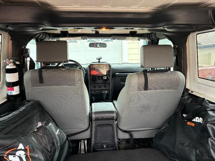 Used 2007 Jeep Wrangler Rubicon w/ PWR Convenience Group AWD/4WD image 7