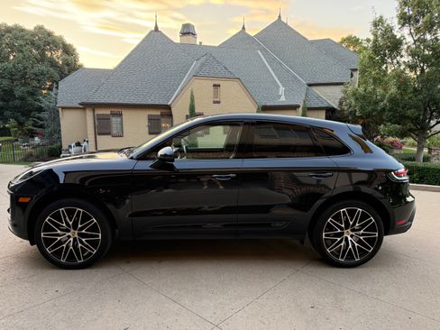 Used 2023 Porsche Macan image 8