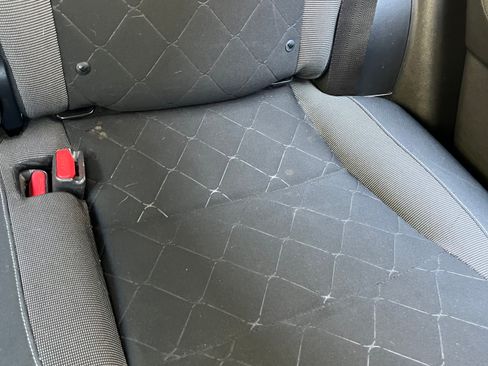 Used 2019 Nissan Kicks SV FWD image 24