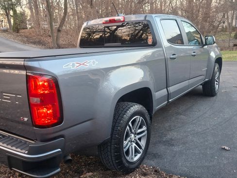 Used 2022 Chevrolet Colorado LT w/ Luxury Package image 9