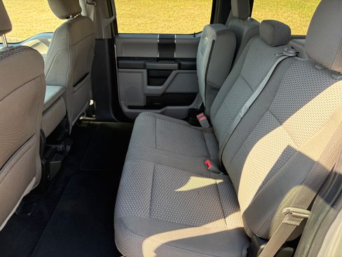 Used 2018 Ford F150 XLT image 15