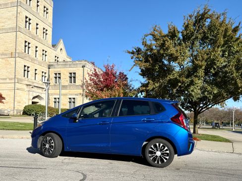 Used 2015 Honda Fit LX image 6