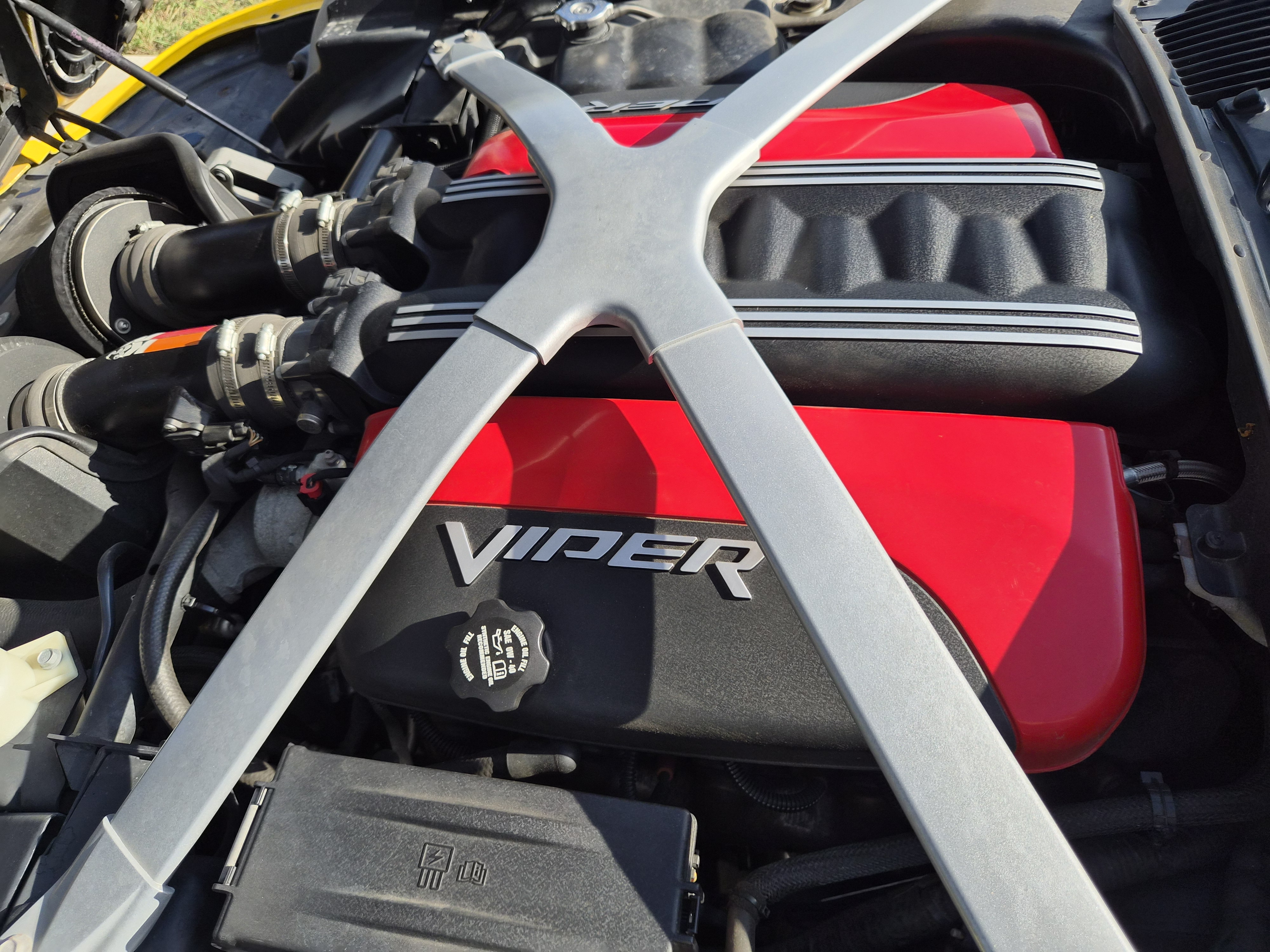 Used 2013 SRT Viper SRT-10 w/ Grand Touring Pkg RWD image 30