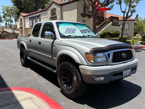 Used 2001 Toyota Tacoma 4x4 Double Cab image 8