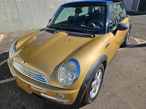 Used 2004 MINI Cooper Hardtop image 5
