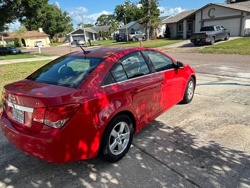 Used 2014 Chevrolet Cruze LT image 5