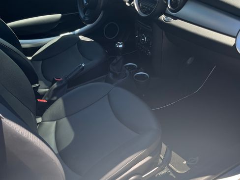 Used 2012 MINI Cooper Hardtop FWD image 6