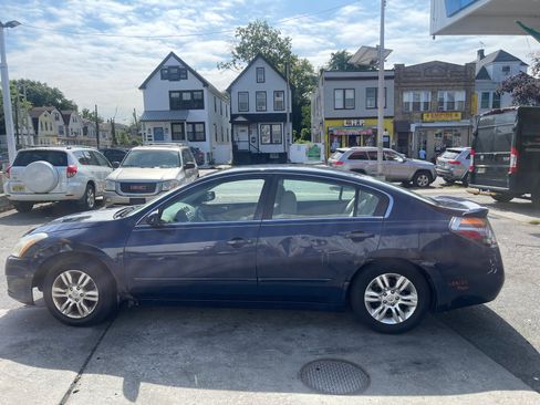 Used 2012 Nissan Altima 2.5 S w/ 20th Anniversary Pkg image 8