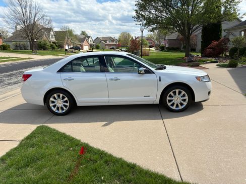 Used 2012 Lincoln MKZ Hybrid image 4