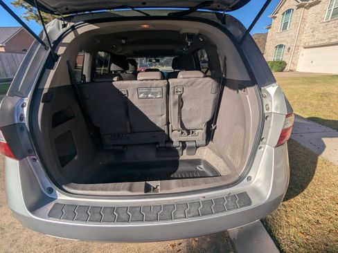 Used 2011 Honda Odyssey EX-L image 8