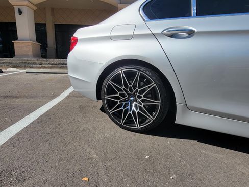 Used 2011 BMW 528i Sedan image 6