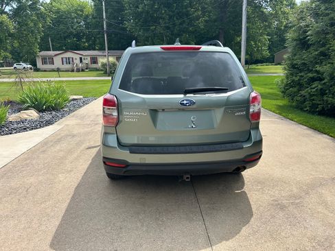 Used 2016 Subaru Forester 2.5i Premium AWD/4WD image 5