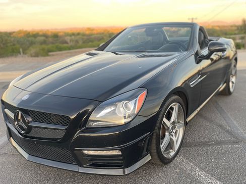 Used 2012 Mercedes-Benz SLK 55 AMG image 13