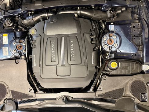 Used 2013 Jaguar XKR R image 21