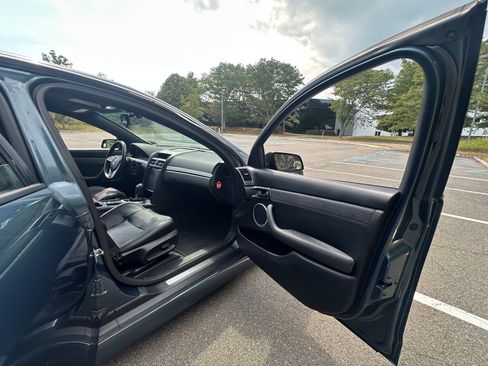 Used 2009 Pontiac G8 GT w/ Premium Package image 15