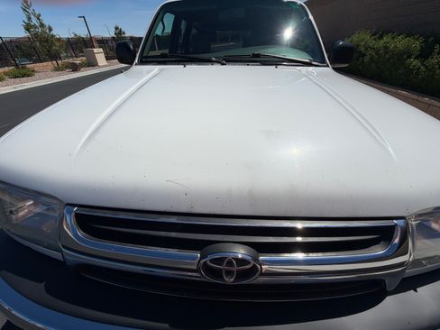Used 2002 Toyota 4Runner SR5 image 14