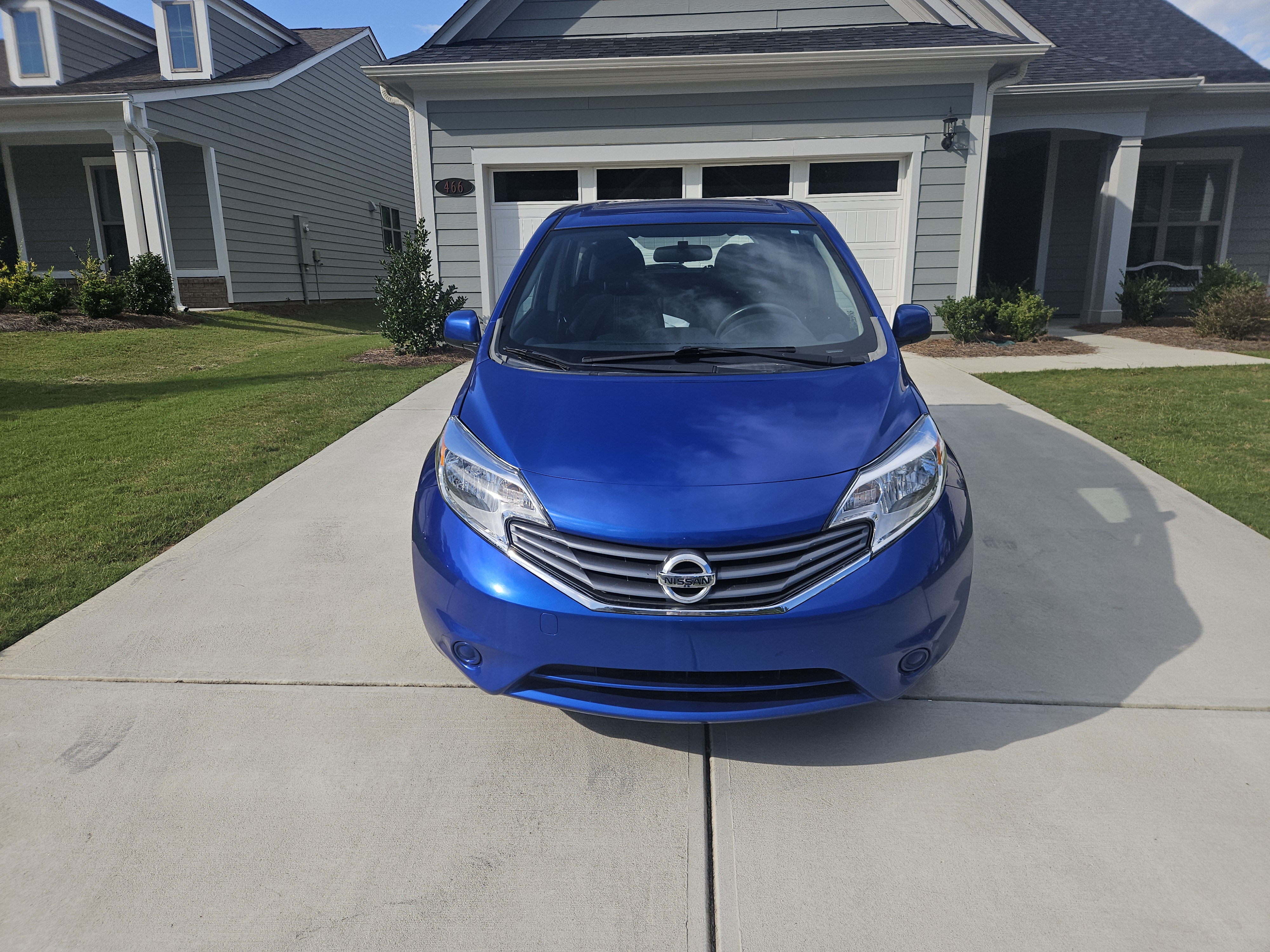 Used 2014 Nissan Versa Note SV FWD image 2