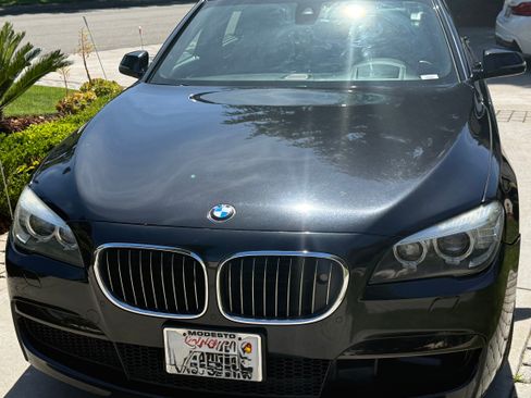Used 2014 BMW ALPINA B7 RWD image 4