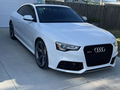 Used 2013 Audi RS 5 Coupe AWD/4WD image 2
