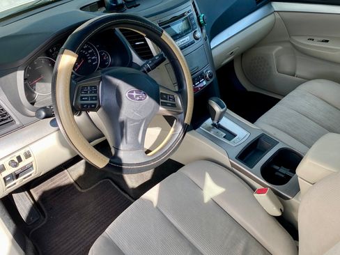 Used 2013 Subaru Legacy 2.5i image 14