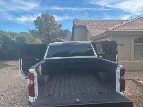 Used 2023 Chevrolet Silverado 2500 LT w/ Convenience Package image 13