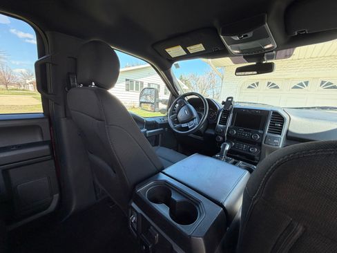 Used 2020 Ford F150 XLT w/ Equipment Group 302A Luxury AWD/4WD image 28