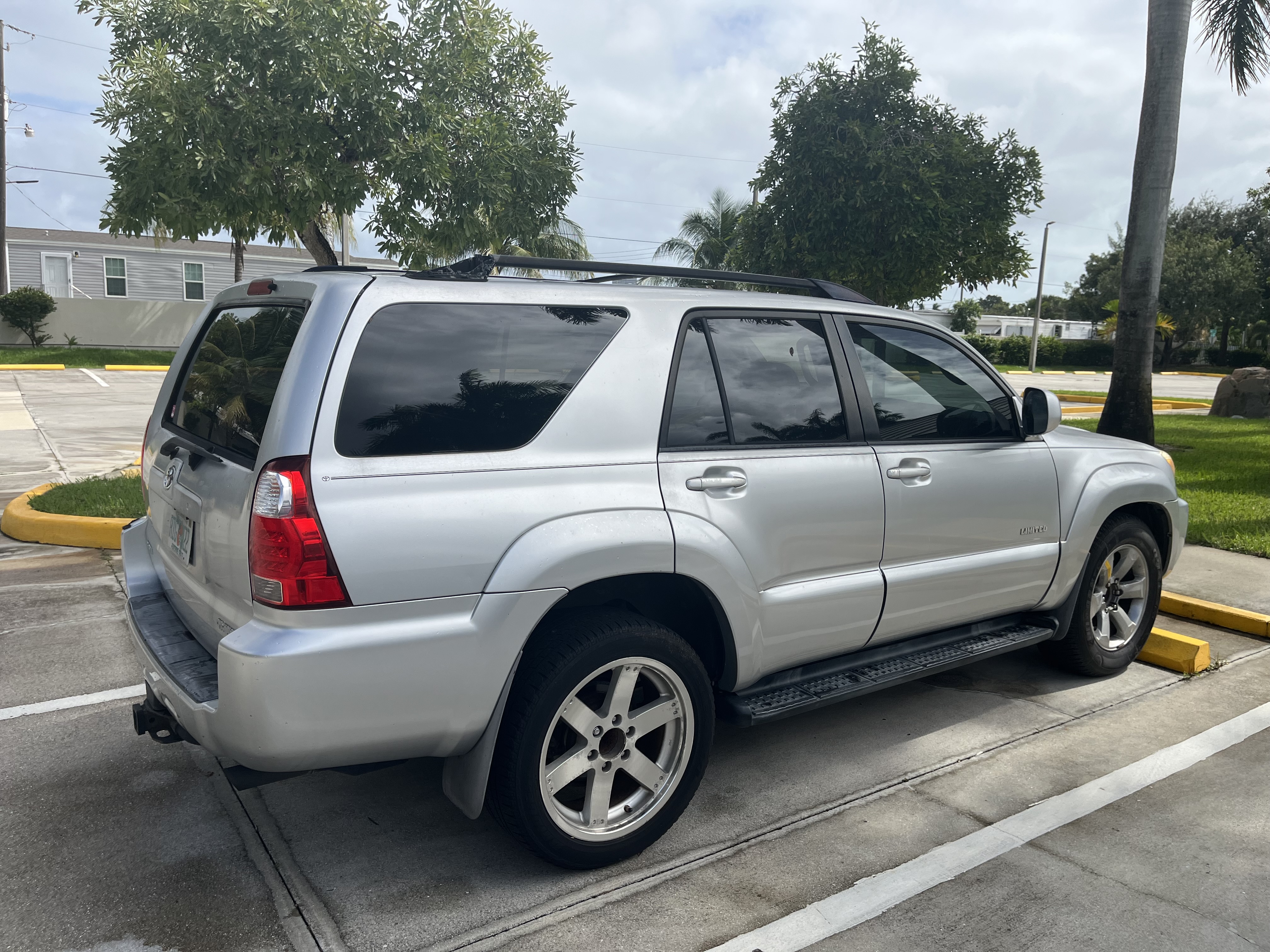 Used 2007 Toyota 4Runner Limited RWD image 4