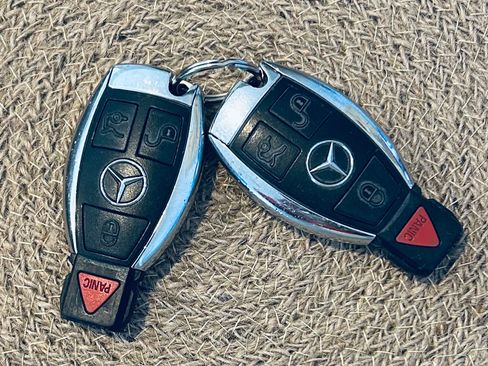 Used 2012 Mercedes-Benz C 250 C 250 Coupe 2D image 28