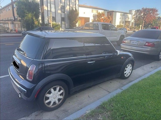 Used 2003 MINI Cooper Hardtop FWD image 5