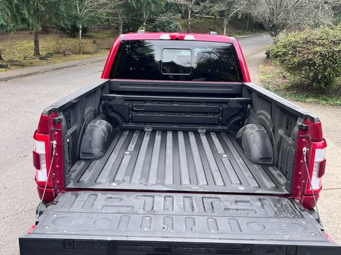 Used 2022 Ford F150 Lariat w/ Trailer Tow Package image 14