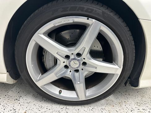 Used 2014 Mercedes-Benz SL 550 image 13