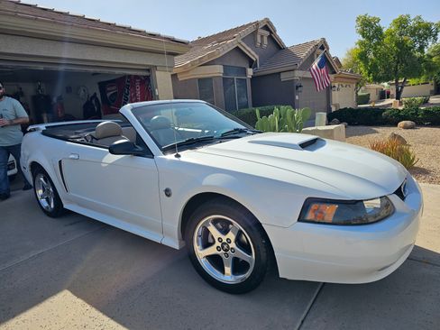 Used 2004 Ford Mustang GT Premium image 5
