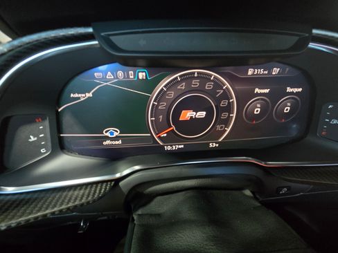 Used 2017 Audi R8 V10 w/ Carbon Exterior Package image 17