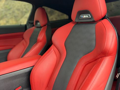 Used 2025 BMW M4 Competition w/ Executive Package RWD image 9