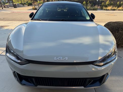 Used 2022 Kia EV6 Wind RWD image 12