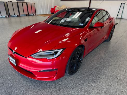 Used 2022 Tesla Model S Standard Range image 11