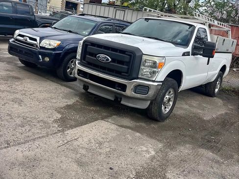 Used 2011 Ford F250 XL w/ PWR Equipment Group AWD/4WD image 1