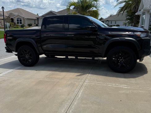 Used 2023 Chevrolet Colorado Trail Boss w/ Advanced Trailering Package AWD/4WD image 9