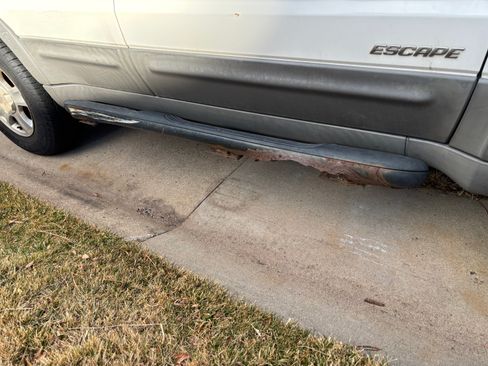 Used 2001 Ford Escape XLT image 10