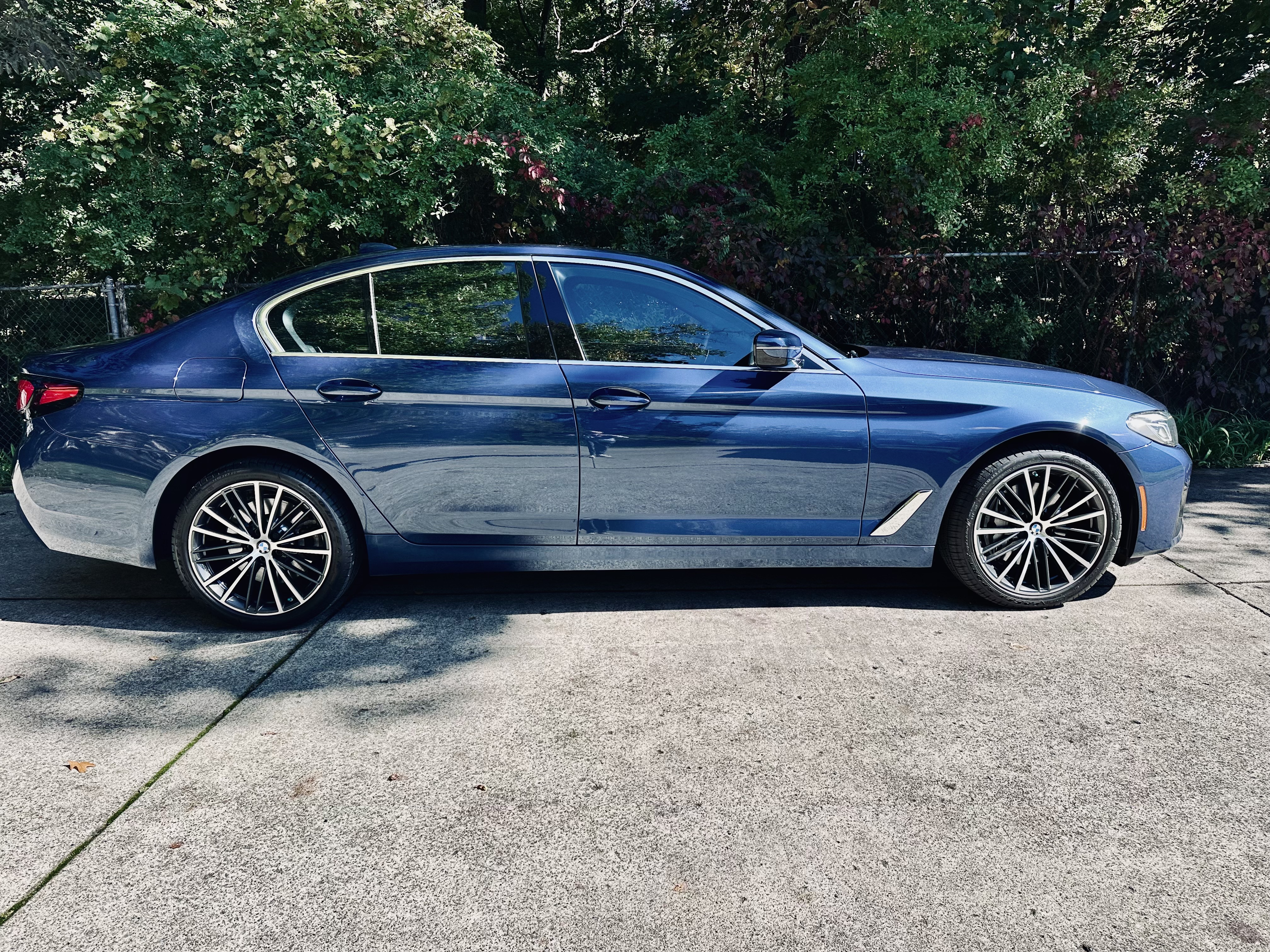 Used 2023 BMW 540i xDrive w/ Premium Package AWD/4WD image 1