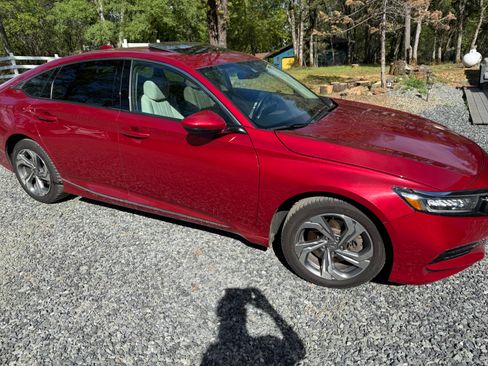 Used 2020 Honda Accord EX-L image 2