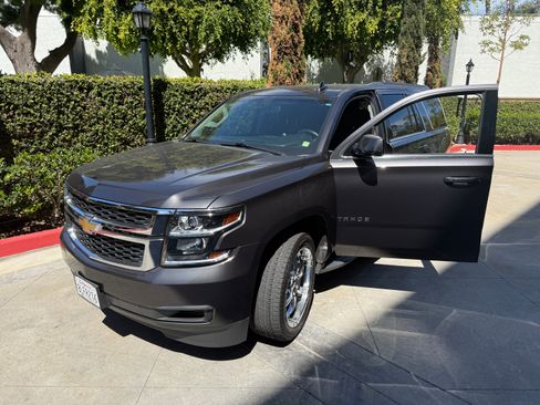 Used 2017 Chevrolet Tahoe LS AWD/4WD image 1