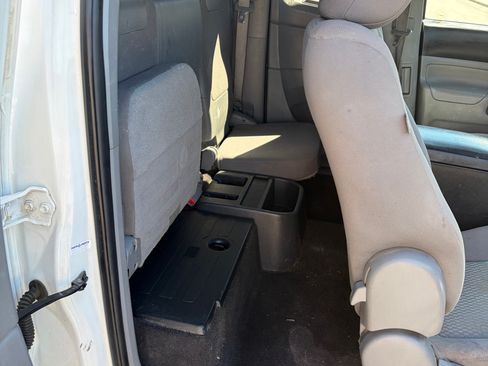 Used 2013 Toyota Tacoma 2WD Access Cab w/ SR5 Pkg image 17