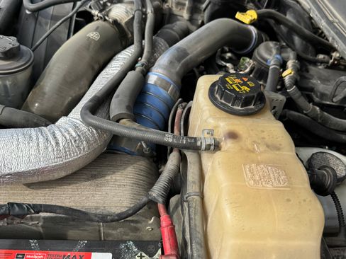 Used 2013 Ford F250 Platinum w/ FX4 Off Road Pkg image 12